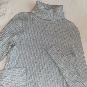 Croft and Barrow Soft Grey Turtleneck Sweater
